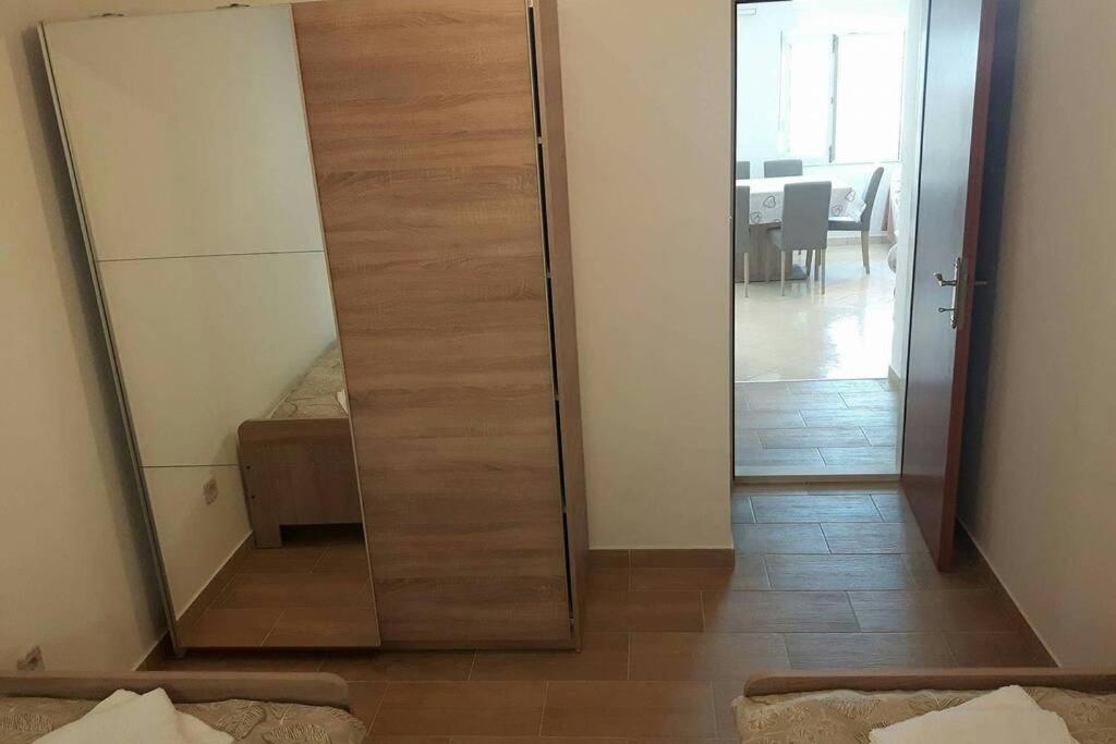 Апартаменти Apartman Jercic Дугі-Рат Екстер'єр фото